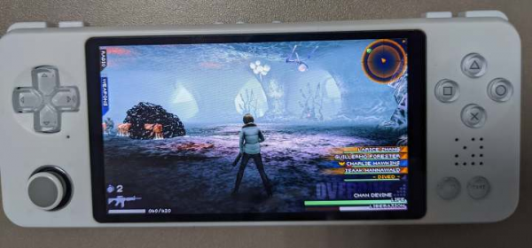 一臺不量產的掌機?Z-Pocket Game再上手 一臺不量產的掌機?Z-Pocket Game再上手