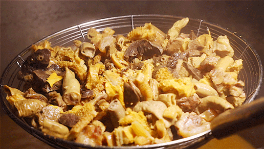 牛雜煲而已,敢說自己拿過6個獎?吹吧你 牛雜煲而已,敢說自己拿過6個獎?吹吧你