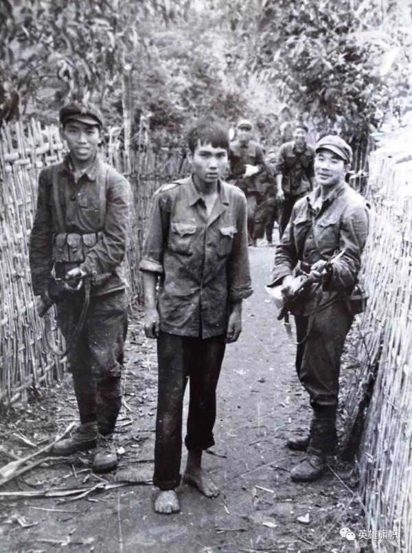 老照片紀錄對越自衛還擊戰：一張照片一個驚心動魄的戰鬥故事