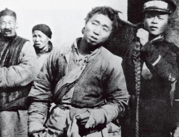 “主席頭”如何產生?錢水桃為毛主席理完髮,主席:好像年輕10歲 “主席頭”如何產生?錢水桃為毛主席理完髮,主席:好像年輕10歲