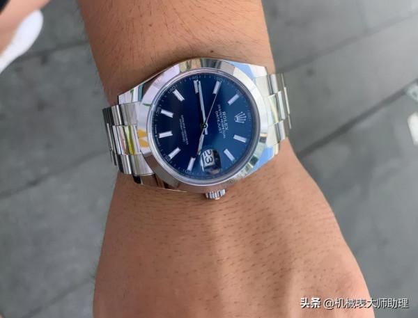 備受關注的瑞士名錶裡，哪6款表最適合日常通勤？