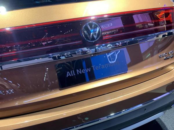 外觀微調，內飾科技感顯著提升，實拍解析全新大眾途昂