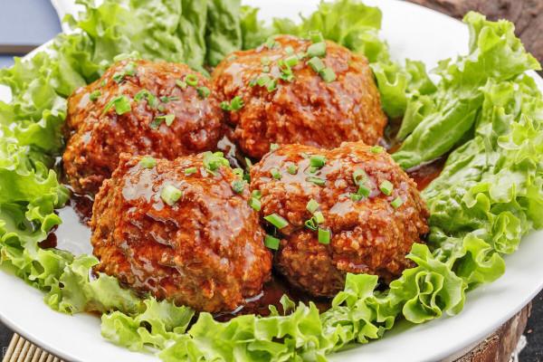 年夜飯，12道菜讓你豔壓群芳，寓意虎年萬事順意，從年頭旺到年尾