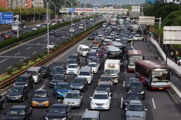 為什麼都說20年前的車質量比現在的車好,看完你就明白了! 為什麼都說20年前的車質量比現在的車好,看完你就明白了!