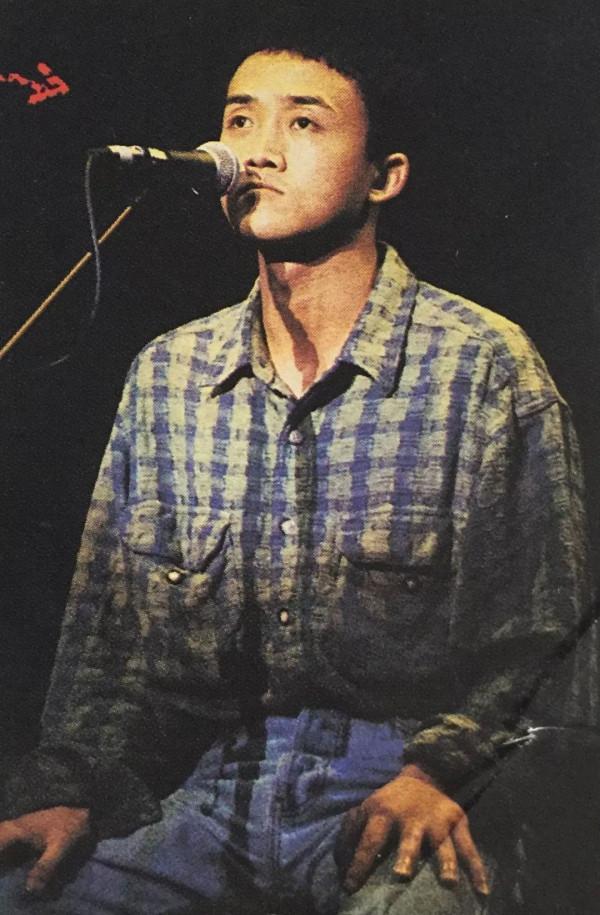 張楚：魔巖三傑的“倖存者”，事業巔峰患上抑鬱，53歲無妻無子