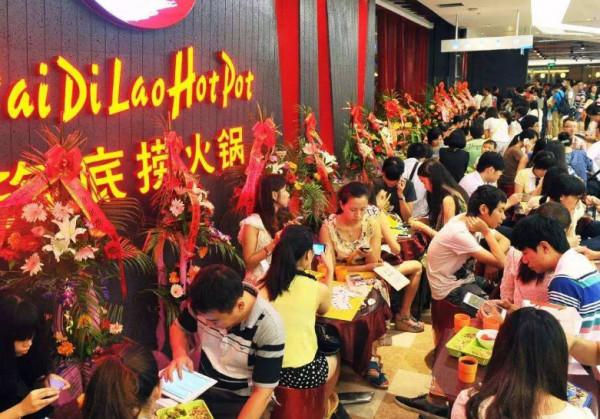 從電焊工到身家570億，海底撈張勇是這樣成功的，看完你也可以