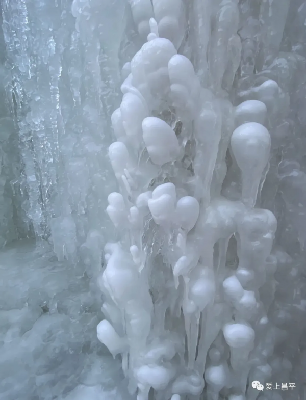 冰瀑驚豔來襲！這才是京郊冬日裡最值得打卡的夢幻奇境！