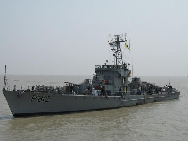 出口的037獵潛艇等 出口的037獵潛艇等