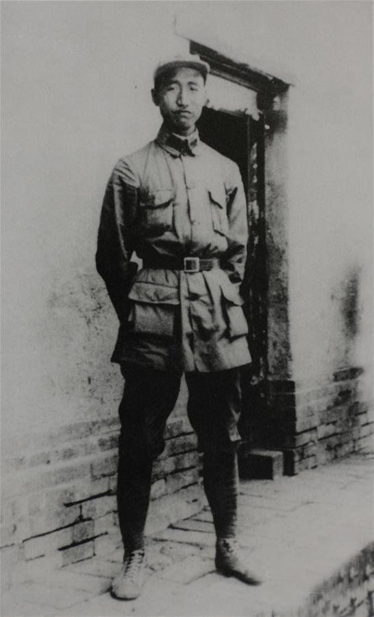 徐向前深秋回山西老家，姑姑見了心疼：這大官穿得不如老百姓暖和