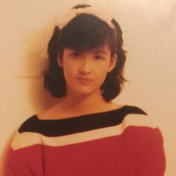 一組周慧敏的老照片曝光，一定有你沒見過的