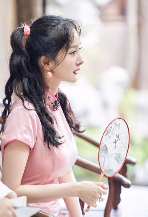 楊冪 雙馬尾 粉色旗袍