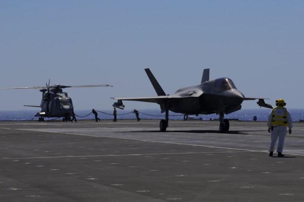 我國專家指出美新型軍機存在缺陷,但對華形成威脅,值得警惕? 我國專家指出美新型軍機存在缺陷,但對華形成威脅,值得警惕?