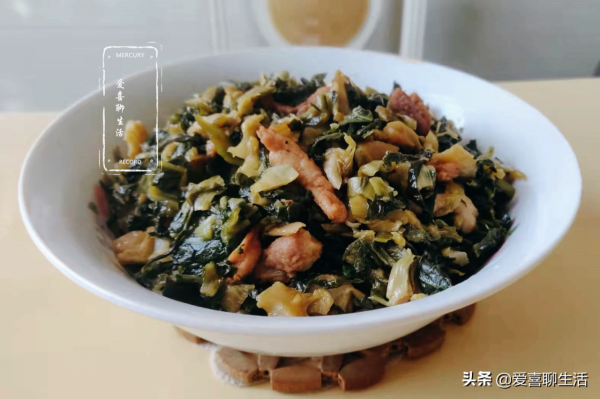 這菜醃一醃比新鮮的還好吃,加肉一起炒鮮美極了,鈣含量還特別高 這菜醃一醃比新鮮的還好吃,加肉一起炒鮮美極了,鈣含量還特別高