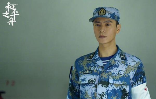 首播收視第1，新聞聯播推介的央視劇，因逼真讓觀眾擔心“洩密”