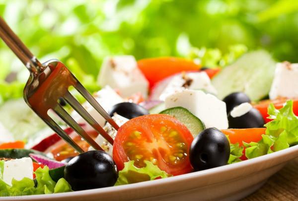 43歲保姆慕蘭，月薪10000在豪門打工（4）——伺候人忒難，她想逃