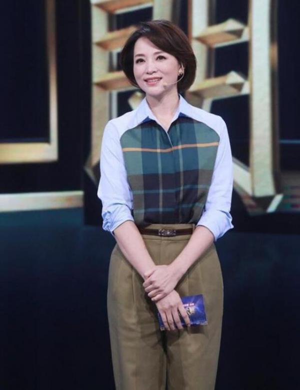 7位子承父業的央視主持人,父母各有各的厲害,青出於藍而勝於藍 7位子承父業的央視主持人,父母各有各的厲害,青出於藍而勝於藍