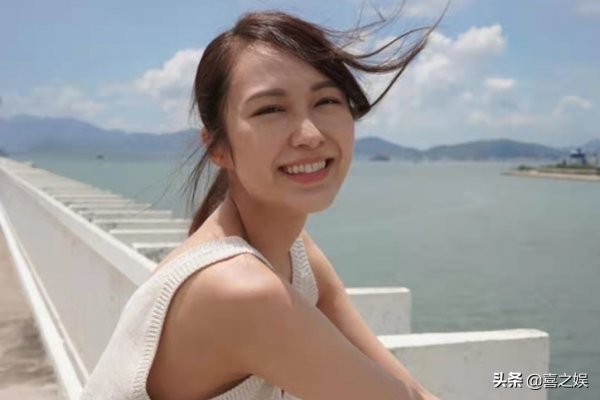 “少女黎姿”湯怡：出道15年不溫不火，如今片場拍戲被虐打到休克