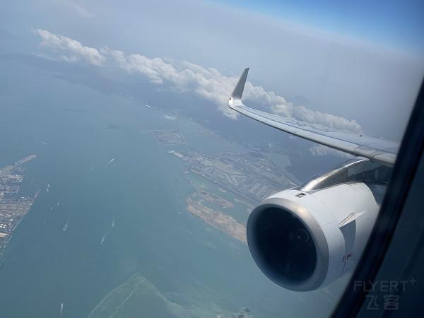 迪拜入境法航轉機，公務艙花費4萬！記錄一段離奇曲折的回國經歷