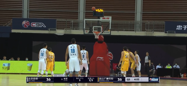 CBA熱身賽北京VS廣夏孫銘輝突破造犯規殺死比賽!廣廈逆轉北京 CBA熱身賽北京VS廣夏孫銘輝突破造犯規殺死比賽!廣廈逆轉北京