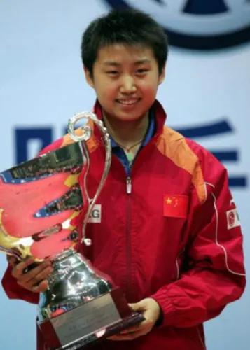 國乒女隊30年10大名將:王楠張怡寧創兩個唯一,郭躍劉詩雯最可惜 國乒女隊30年10大名將:王楠張怡寧創兩個唯一,郭躍劉詩雯最可惜