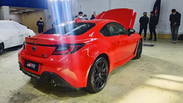 日系平民小眾跑車，換2.4L的全新豐田GR 86香嗎？