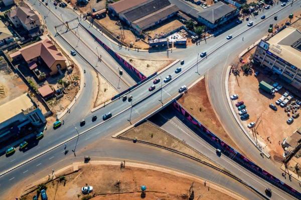 中企承建奈及利亞公路專案通車