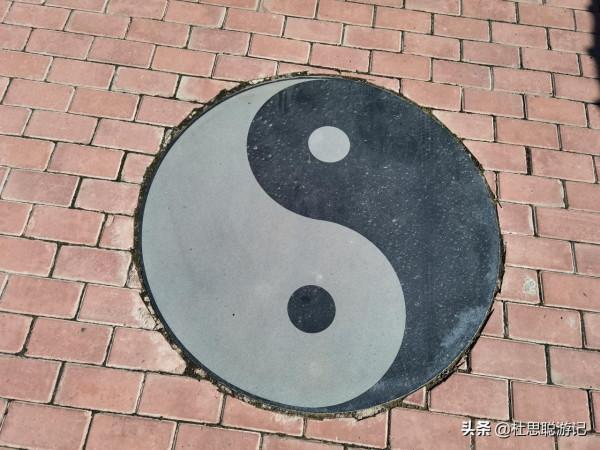 漢EV自駕新疆，探訪特克斯的八卦鎮，這是一座沒有紅綠燈的城市