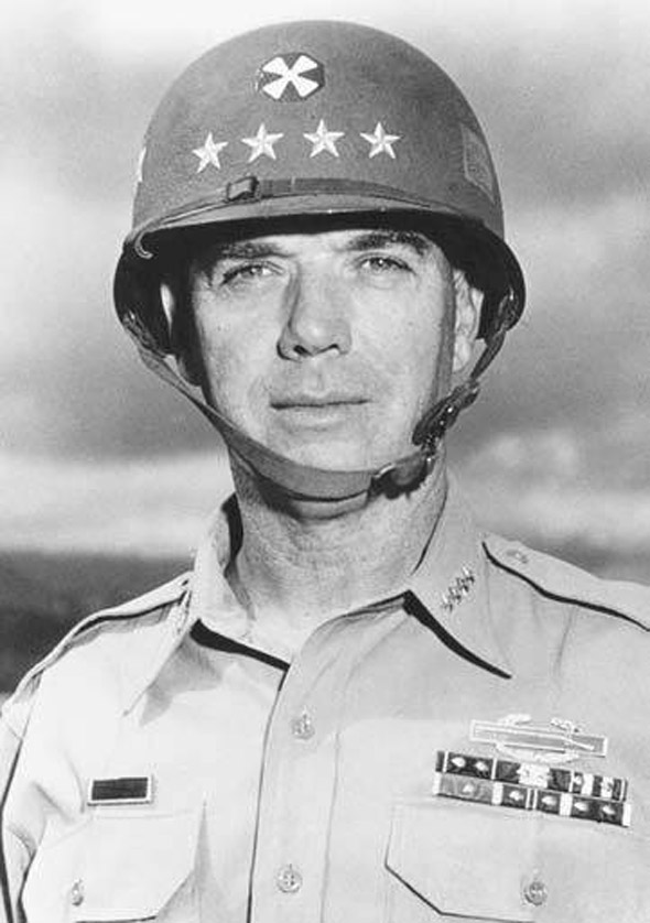 上甘嶺戰役過後，美軍總指揮範弗裡特，為何被美國國會質詢？
