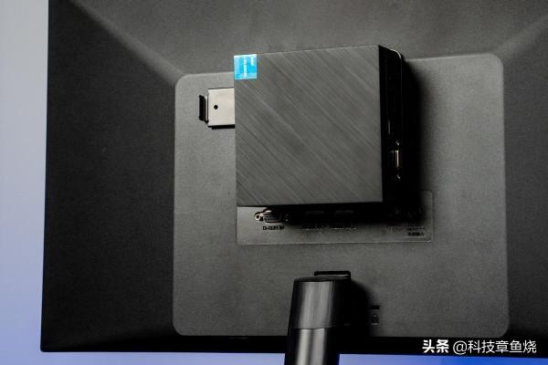 價格不足兩千，手掌大小的華碩PN41迷你電腦適合誰用？
