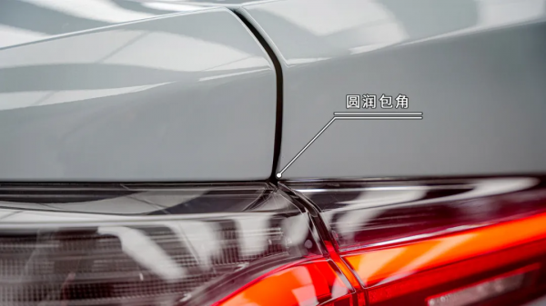 不斂鋒芒&mdash;&mdash;寶馬4系 羅利普斯隱形車衣施工案例