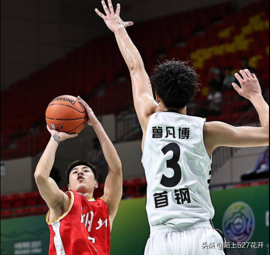 背景帝湯傑19中3帶翻湖北！曾凡博轟18+7+4蓋帽，北京取開門紅