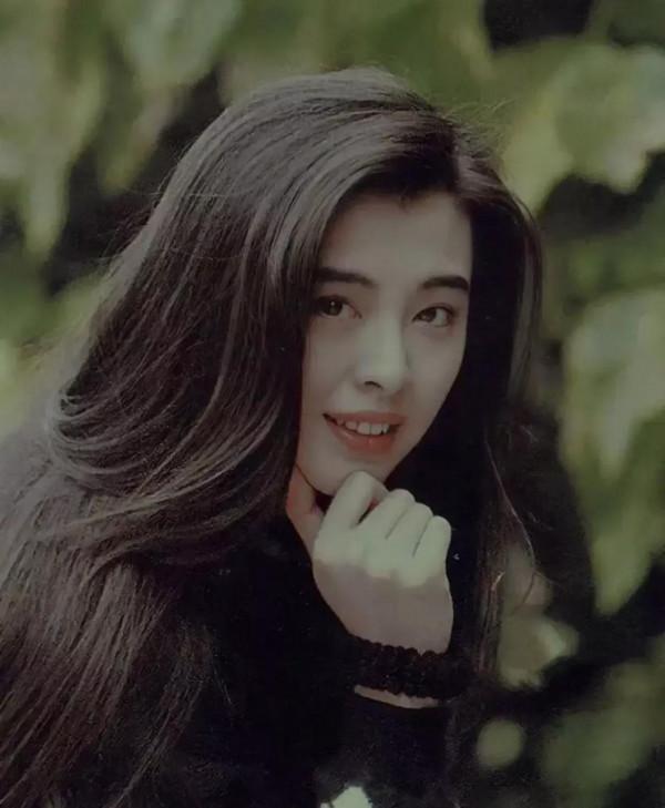 王祖賢，女神就是女神，過了這麼多年再看還是這麼經典好看