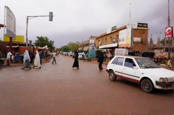 28年前中國姑娘遠嫁非洲黑人，從父母反對到中尼斷交，終修成正果