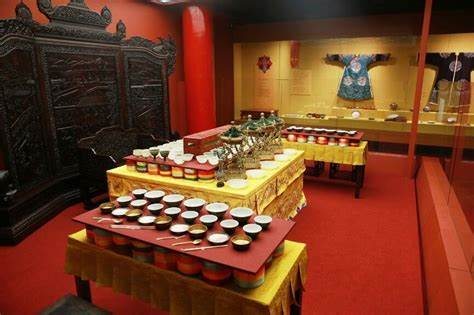 清朝皇帝吃席，各種規矩簡直讓人吃不下飯