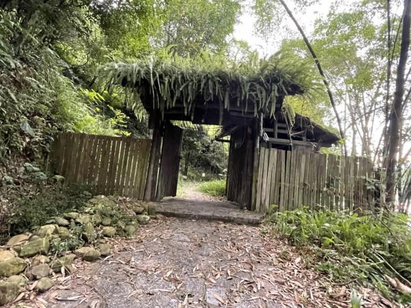 桂林的一個曾經很火,現在只剩工人的旅遊點 桂林的一個曾經很火,現在只剩工人的旅遊點