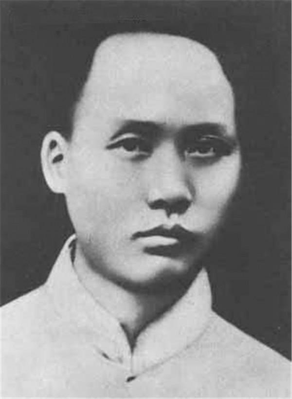 為什麼是毛澤東同志紀念館,而不是毛主席紀念館? 為什麼是毛澤東同志紀念館,而不是毛主席紀念館?