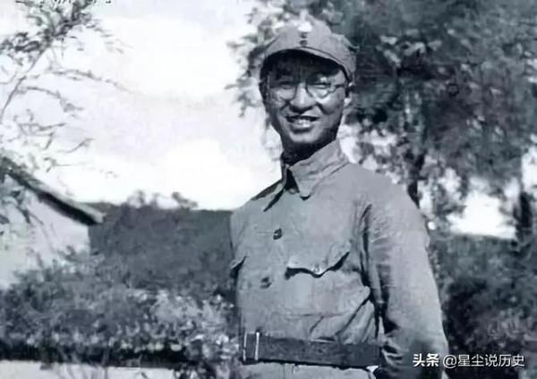 她是陳賡將軍遲遲不能忘懷的女人，死後還合葬在一起，她是誰