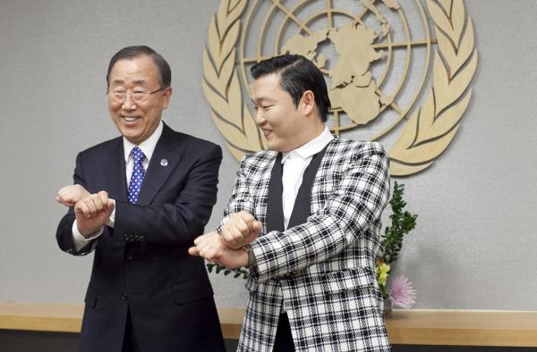 鳥叔消亡史:從火遍全球,到“韓國之恥”,他到底走錯了哪一步? 鳥叔消亡史:從火遍全球,到“韓國之恥”,他到底走錯了哪一步?