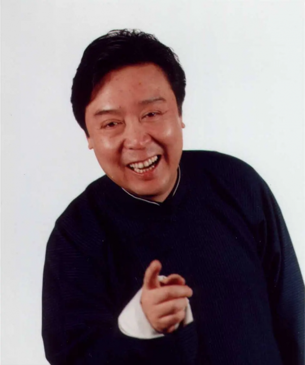 師勝傑逝世三年，妻子宋豔為他留在故居，身在國外的女兒怎樣了