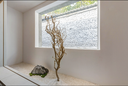 且聽風吟 靜觀雲居