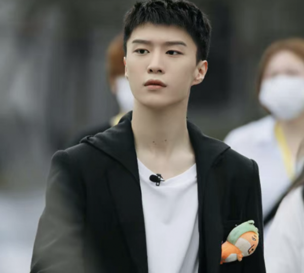 《青春環遊記3》開錄,範丞丞造型吸睛,楊洋加盟,飛行嘉賓強大 《青春環遊記3》開錄,範丞丞造型吸睛,楊洋加盟,飛行嘉賓強大