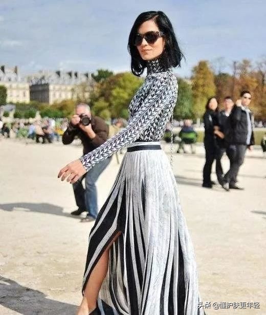 有什麼適合初秋穿得好看又不冷的小裙子嗎？