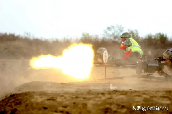 軍營“八味”臘八粥，“粥”到暖心