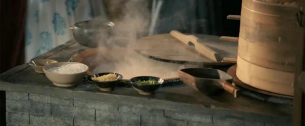 瘋狂懟臉拍,打戲拍得像吃雞,《風起洛陽》拍成這樣,導演要負責 瘋狂懟臉拍,打戲拍得像吃雞,《風起洛陽》拍成這樣,導演要負責