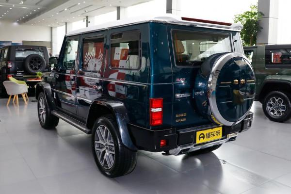 北京BJ80自動珠峰版，售39.8萬元，高1985毫米，駕駛視野開闊