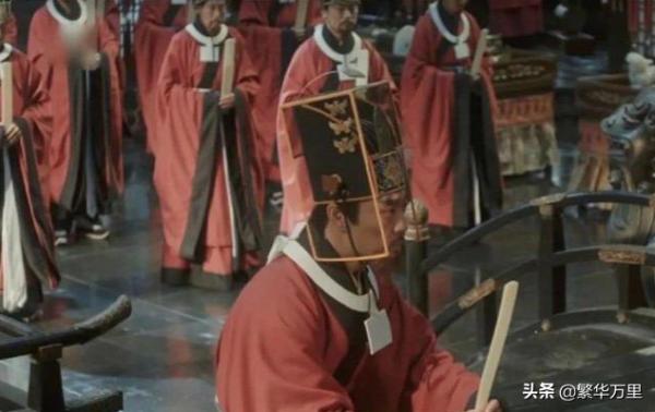 正二品的總兵,面對正二品的巡撫中丞,為何只能下跪請安? 正二品的總兵,面對正二品的巡撫中丞,為何只能下跪請安?