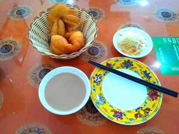 中秋國慶小長假開啟內蒙古大草原自由行，沒有擁擠，別有風味