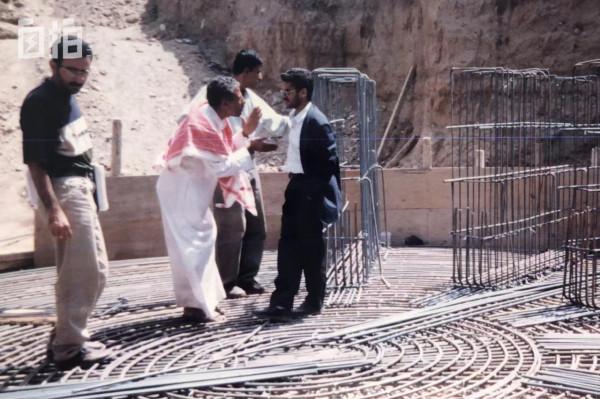 我是葉門人，90年代在同濟大學讀書，現在全家紮根中國