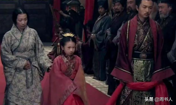 她做了29年皇后，始終保持冰清玉潔之身，臨終才揭開真相