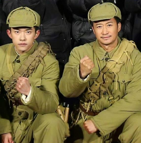 動作片沒落,打星都去唱歌跳舞了,成龍那麼一大把年紀還在拼什麼 動作片沒落,打星都去唱歌跳舞了,成龍那麼一大把年紀還在拼什麼